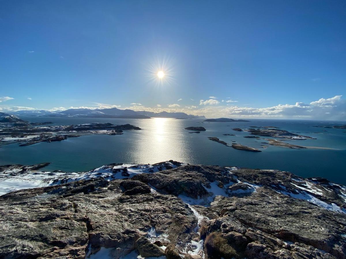 Unique And Charming Holiday Home With Fantastic Sea Views Tromso Bagian luar foto